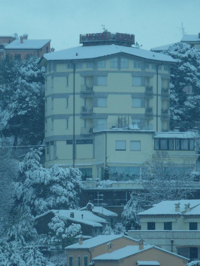 Hotel Sirolo Exterior foto